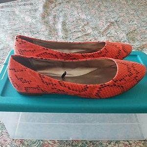 🌻 5 for $20🌻   Massini Orange Flats Size 6.5